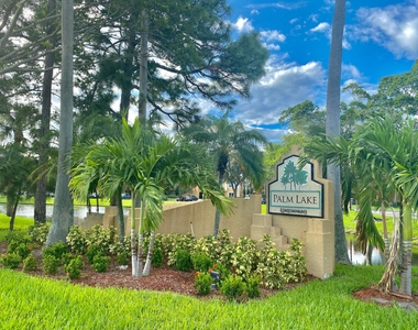 4799 Via Palm Lakes - Photo Thumbnail 4