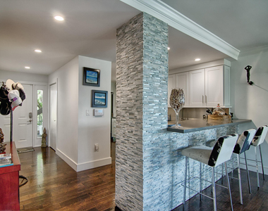 2735 Polo Island Drive - Photo Thumbnail 2