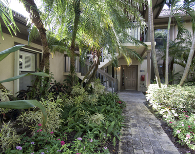 2735 Polo Island Drive - Photo Thumbnail 20