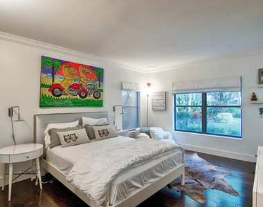 2735 Polo Island Drive - Photo Thumbnail 13