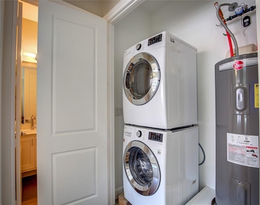 5015 Meridian Lane - Photo Thumbnail 22