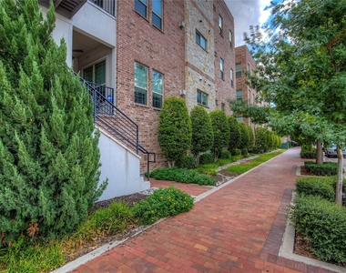 5015 Meridian Lane - Photo Thumbnail 25