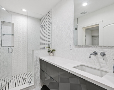 2835 Polo Island Drive - Photo Thumbnail 49