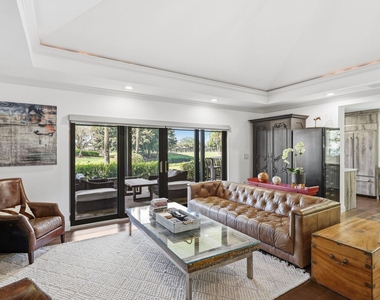 2835 Polo Island Drive - Photo Thumbnail 12