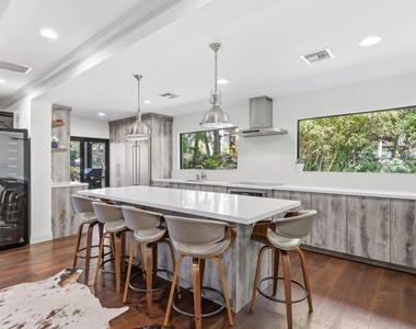 2835 Polo Island Drive - Photo Thumbnail 19