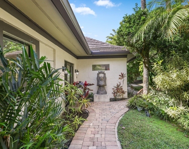 2835 Polo Island Drive - Photo Thumbnail 3
