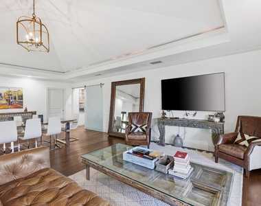 2835 Polo Island Drive - Photo Thumbnail 16