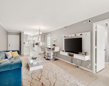 321 Norwood Terrace - Photo Thumbnail 6