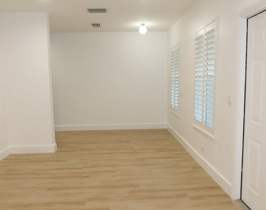 614 Palm Street - Photo Thumbnail 17