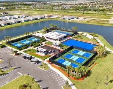 10407 Sw Aquila Way - Photo Thumbnail 61