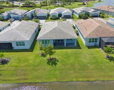 10407 Sw Aquila Way - Photo Thumbnail 39