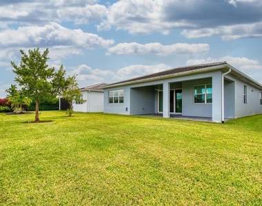 10407 Sw Aquila Way - Photo Thumbnail 35