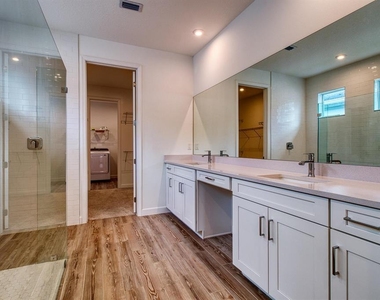 10407 Sw Aquila Way - Photo Thumbnail 25