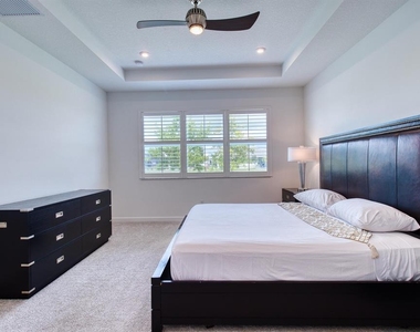 10407 Sw Aquila Way - Photo Thumbnail 21