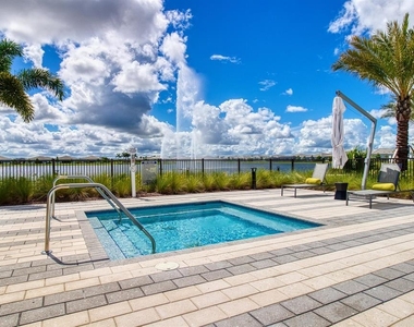 10407 Sw Aquila Way - Photo Thumbnail 44