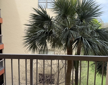8160 Geneva Court - Photo Thumbnail 8