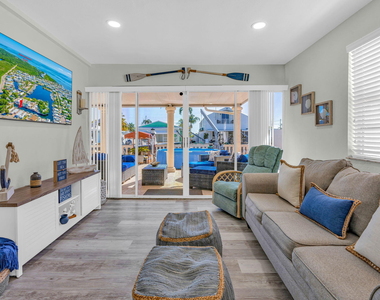 136 Sable Palm Lane - Photo Thumbnail 6