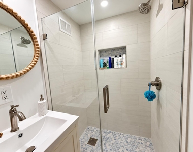 136 Sable Palm Lane - Photo Thumbnail 31
