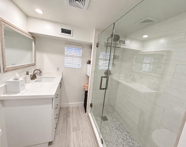 136 Sable Palm Lane - Photo Thumbnail 27