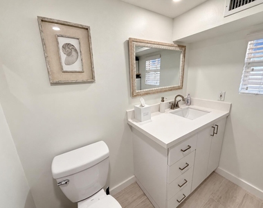 136 Sable Palm Lane - Photo Thumbnail 26