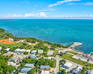 136 Sable Palm Lane - Photo Thumbnail 25
