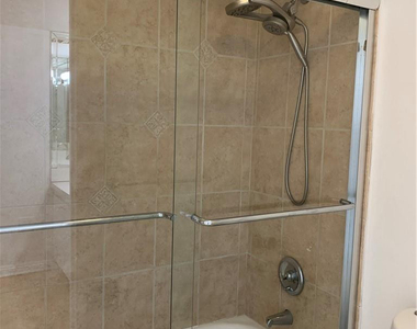100 Bayview Drive - Photo Thumbnail 17
