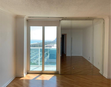 100 Bayview Drive - Photo Thumbnail 14