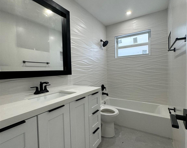 6350 Liberty Street - Photo Thumbnail 11