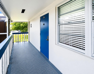 264 Farnham K - Photo Thumbnail 1