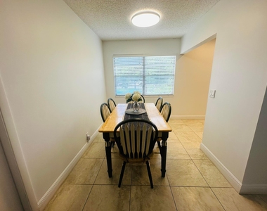 264 Farnham K - Photo Thumbnail 7