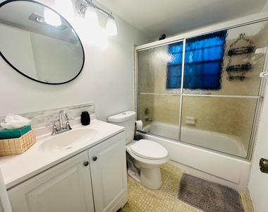 264 Farnham K - Photo Thumbnail 15