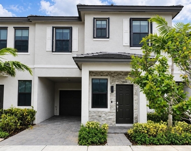 520 Sw 19th Way - Photo Thumbnail 20