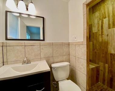 2125 Forest Oaks Drive - Photo Thumbnail 18
