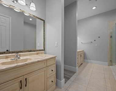 2926 Dovedale Court - Photo Thumbnail 15