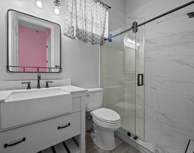 2926 Dovedale Court - Photo Thumbnail 19