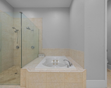 2926 Dovedale Court - Photo Thumbnail 16