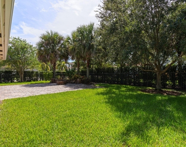 102 Crab Cay Way - Photo Thumbnail 1