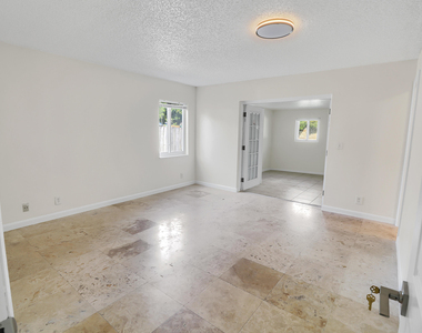 2233 Nw 3rd Avenue - Photo Thumbnail 13