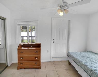 2233 Nw 3rd Avenue - Photo Thumbnail 25