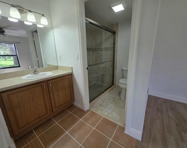 3300 Jaywood Terrace - Photo Thumbnail 14