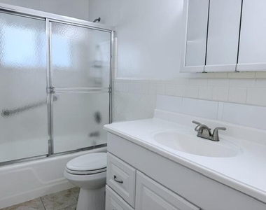 1100 Atlantic Shores Boulevard - Photo Thumbnail 17