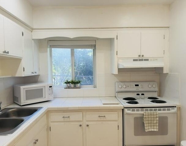 1100 Atlantic Shores Boulevard - Photo Thumbnail 4