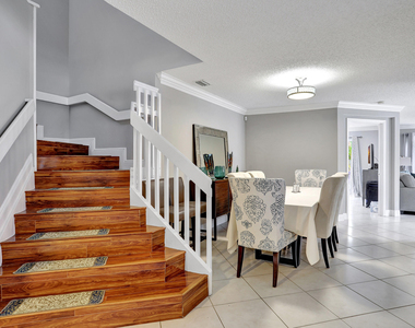 6242 Nw 38th Drive - Photo Thumbnail 30