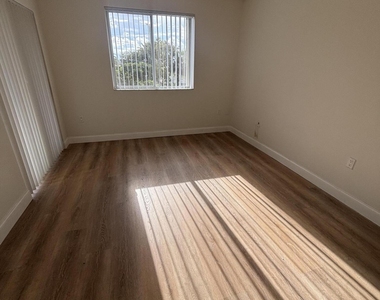 3870 Lyons Road - Photo Thumbnail 10