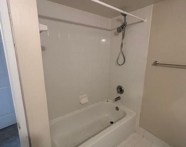 2620 S University Drive - Photo Thumbnail 11
