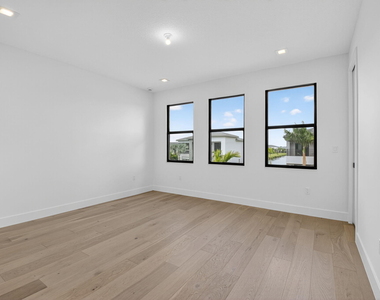 9377 Sunflower Meadow Road - Photo Thumbnail 41