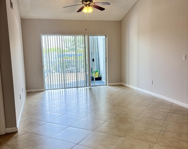2640 S University Drive - Photo Thumbnail 8