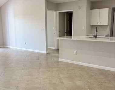 2640 S University Drive - Photo Thumbnail 6