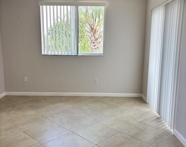 2640 S University Drive - Photo Thumbnail 18