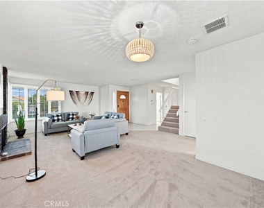 482 Vista Del Norte - Photo Thumbnail 11